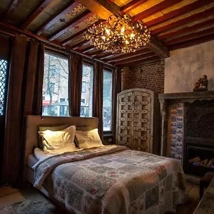  Aparthotel Living History - Drie Koningen